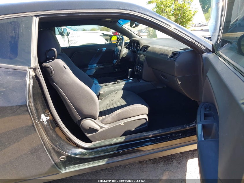 2014 Dodge Challenger Sxt