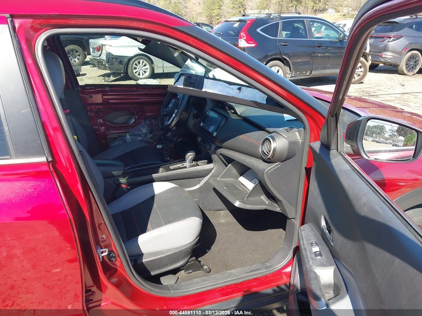 2023 Nissan Kicks Sr Xtronic Cvt