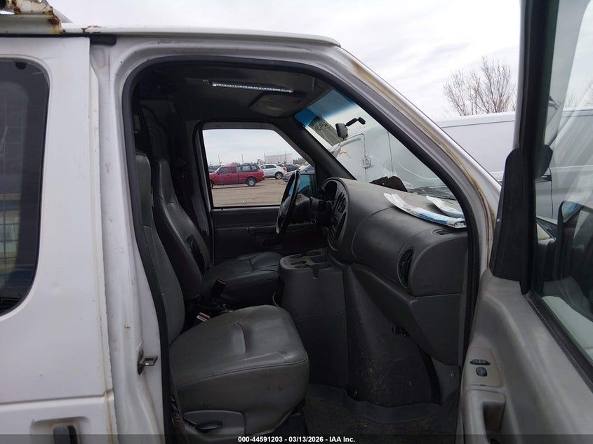 2000 Ford E-350 Super Duty Commercial/Recreational