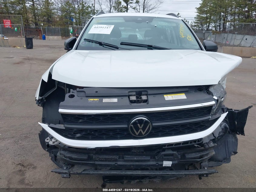 VOLKSWAGEN TAOS 2024 VIN 3VV5X7B29RM077387
