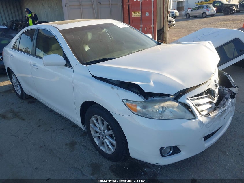 2011 Toyota Camry Xle V6