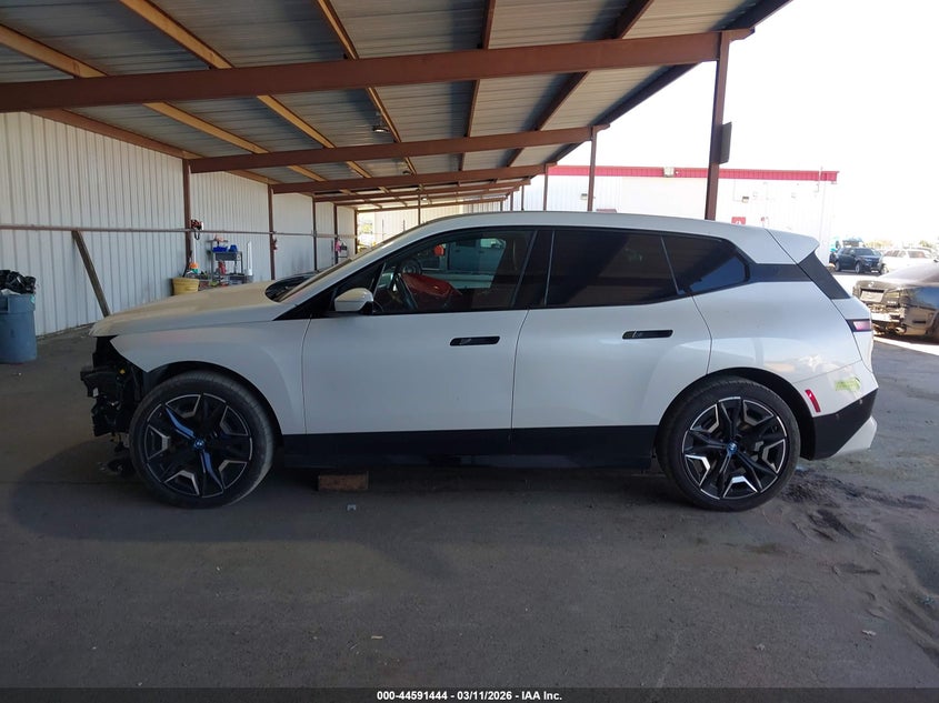2024 BMW Ix xDrive50 VIN: WB523CF08RCN46755 Lot: 44591444