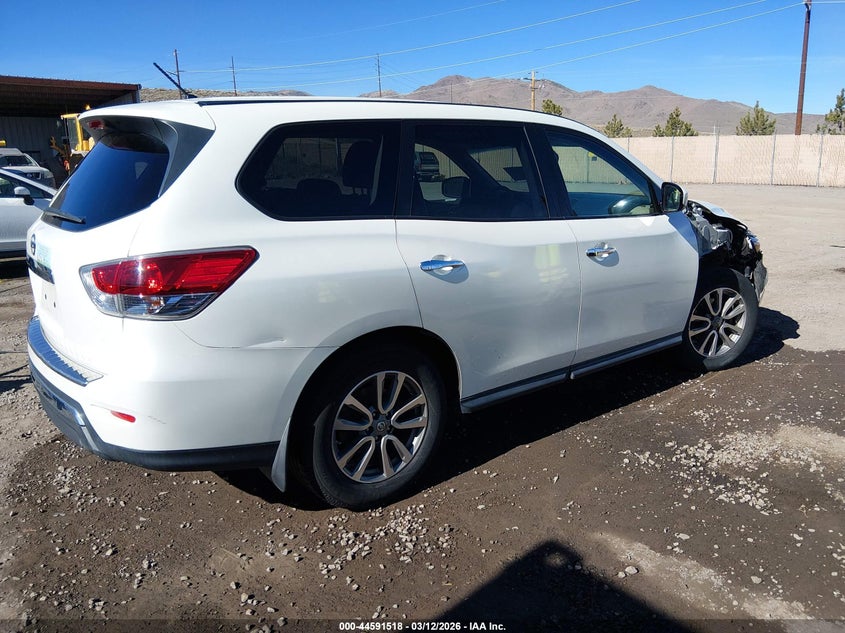 2015 Nissan Pathfinder S
