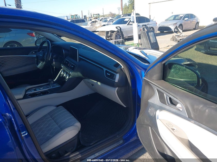 2019 Genesis G70 3.3T Advanced