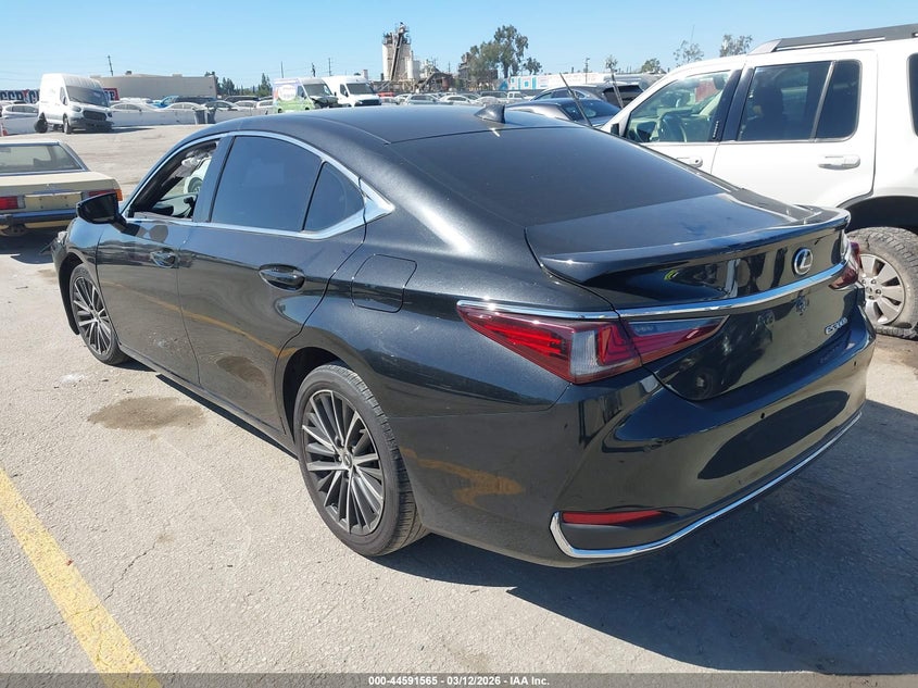 Vin: 58ada1c11pu035761, lot: 45088469, lexus es 300h 20233