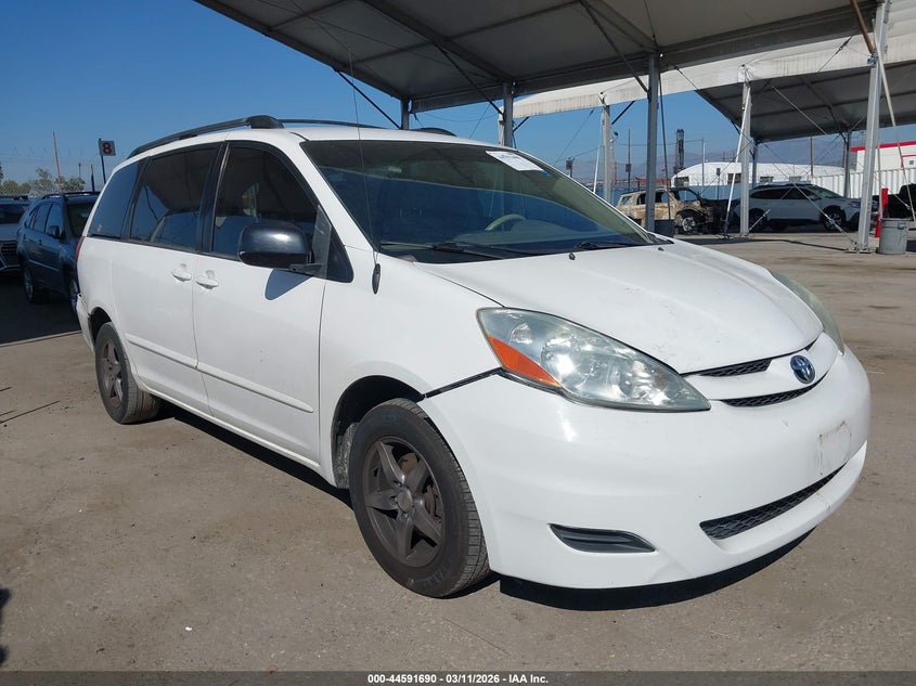 2008 Toyota Sienna Le