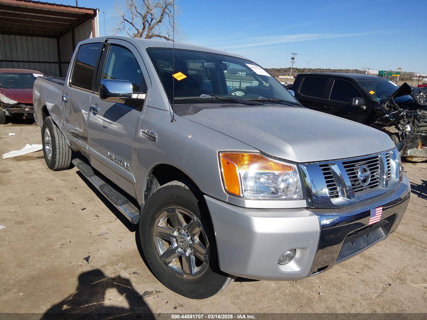2011 Nissan Titan Sv