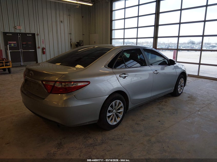 2015 Toyota Camry Le