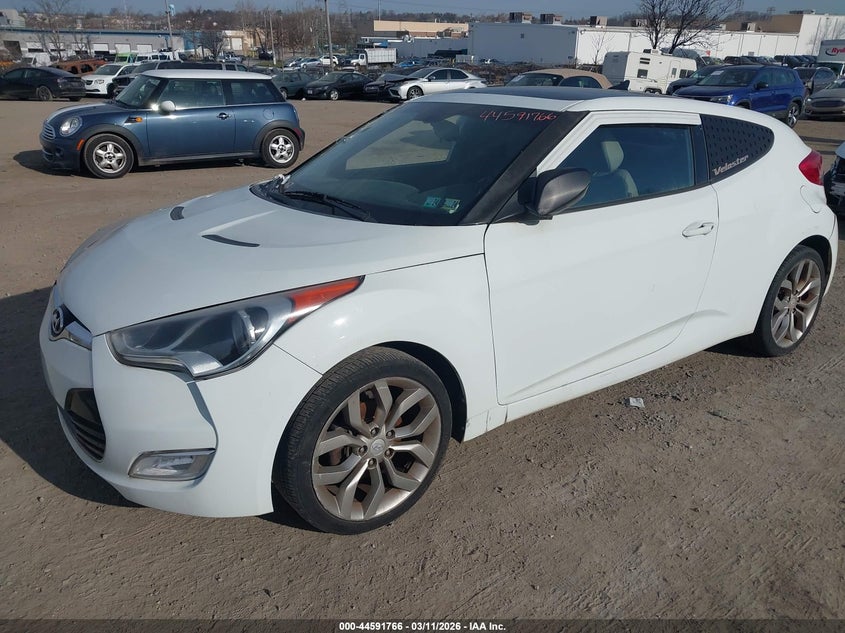 2013 Hyundai Veloster Base W/Gray