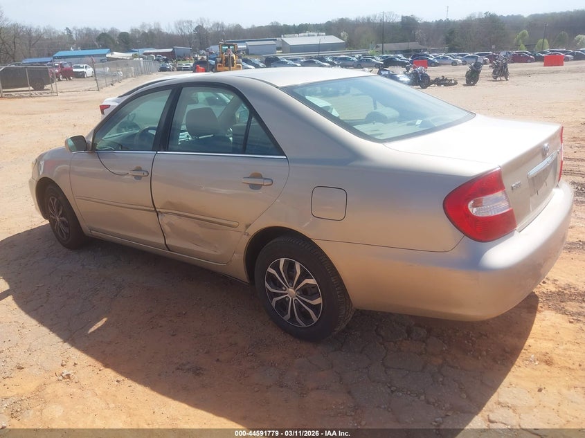 2004 Toyota Camry Le