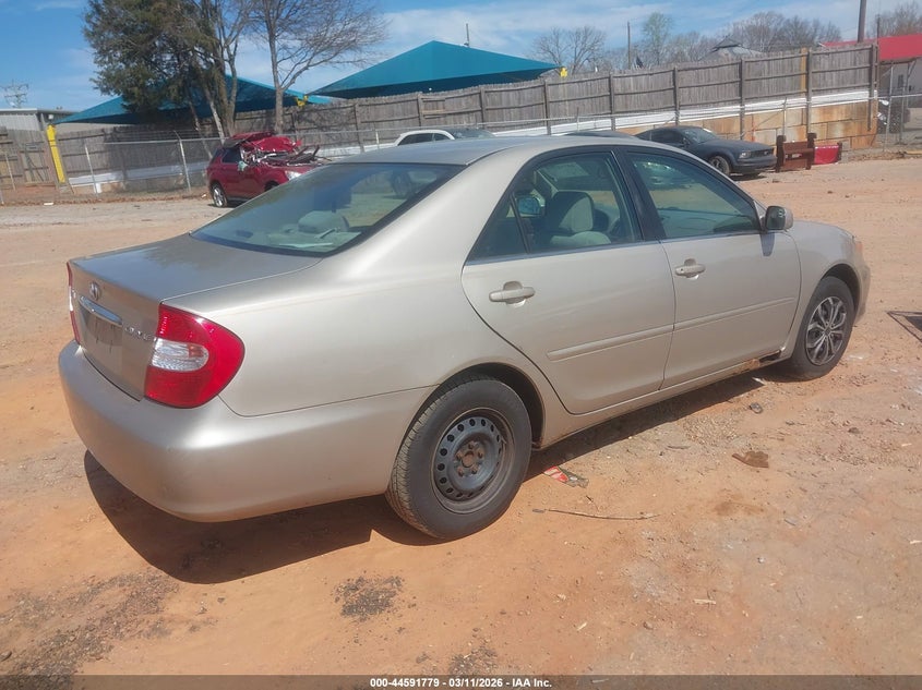 2004 Toyota Camry Le