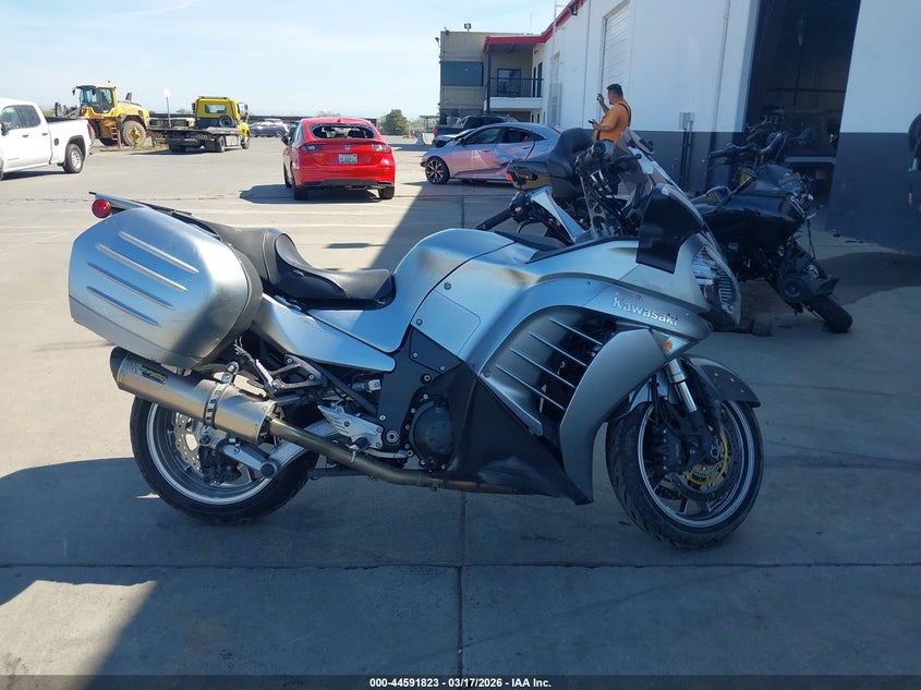 2011 Kawasaki Zg1400 C VIN: JKBZGNC15BA008280 Lot: 44591823