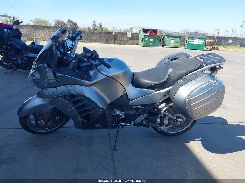 2011 Kawasaki Zg1400 C VIN: JKBZGNC15BA008280 Lot: 44591823