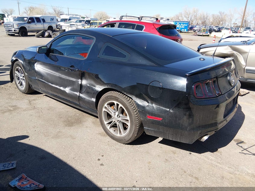 2013 Ford Mustang V6/V6 Premium