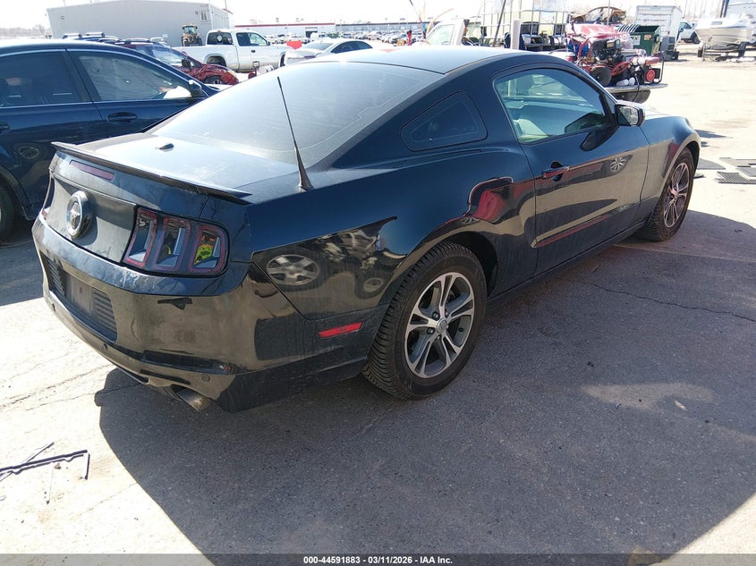 2013 Ford Mustang V6/V6 Premium