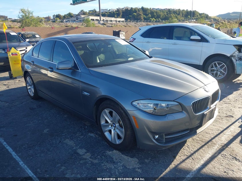 2011 BMW 528I