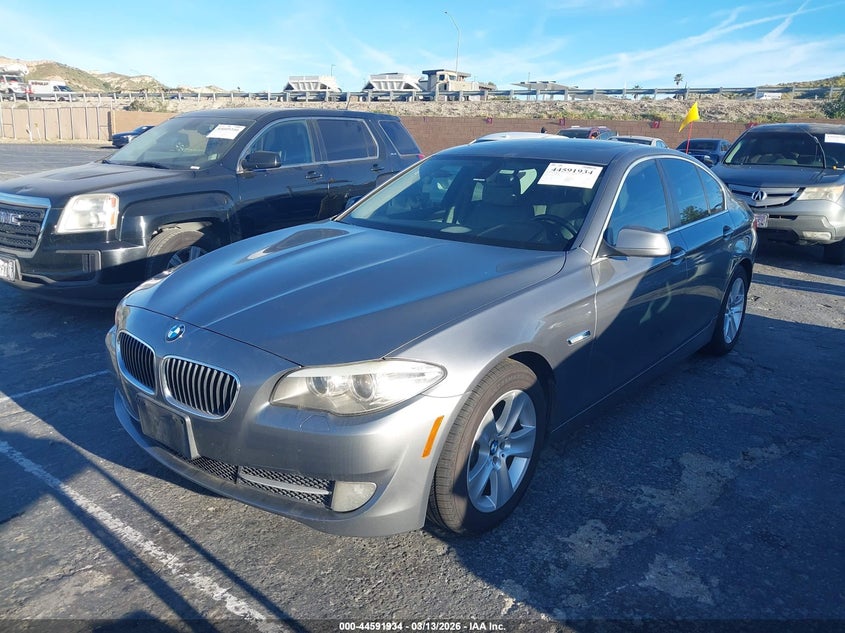 2011 BMW 528I