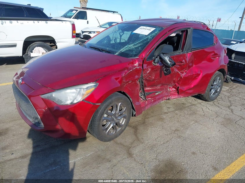 2020 Toyota Yaris Le