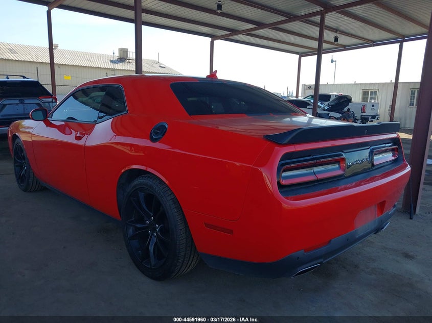 2016 Dodge Challenger Sxt