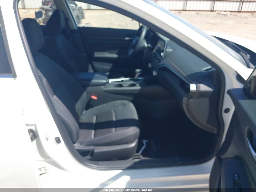 2025 Nissan Altima Sv Fwd