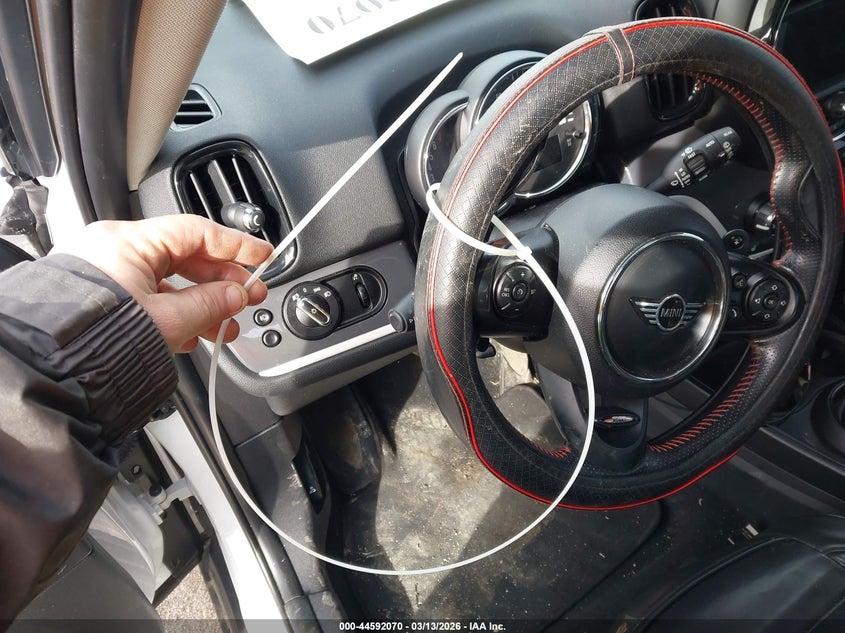 2019 Mini Countryman Cooper S VIN: WMZYT5C54K3G91844 Lot: 44592070