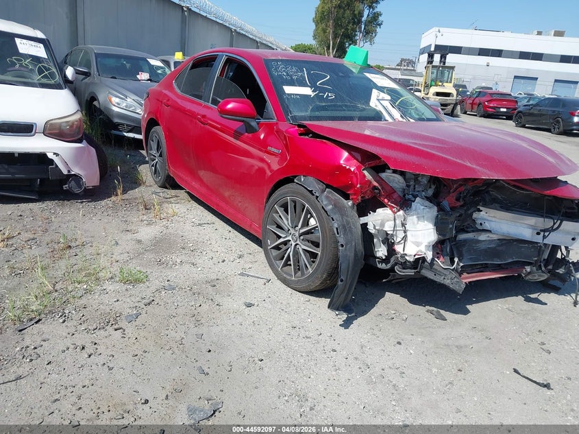 2021 Toyota Camry Se Hybrid