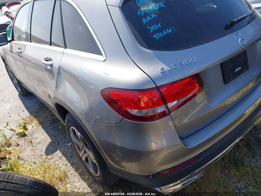 2019 Mercedes-Benz Glc 300