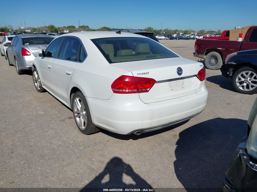 2014 Volkswagen Passat 1.8T Se