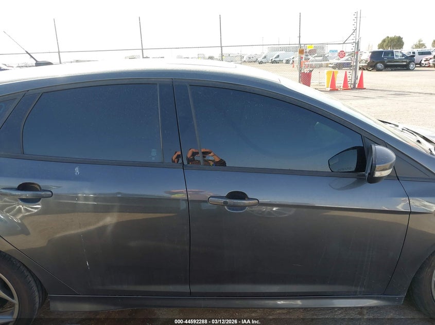 2018 Ford Focus St VIN: 1FADP3L93JL247107 Lot: 44592288