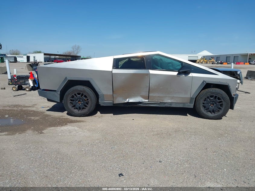 2024 Tesla Cybertruck All-Wheel Drive VIN: 7G2CEHED5RA002165 Lot: 44592493