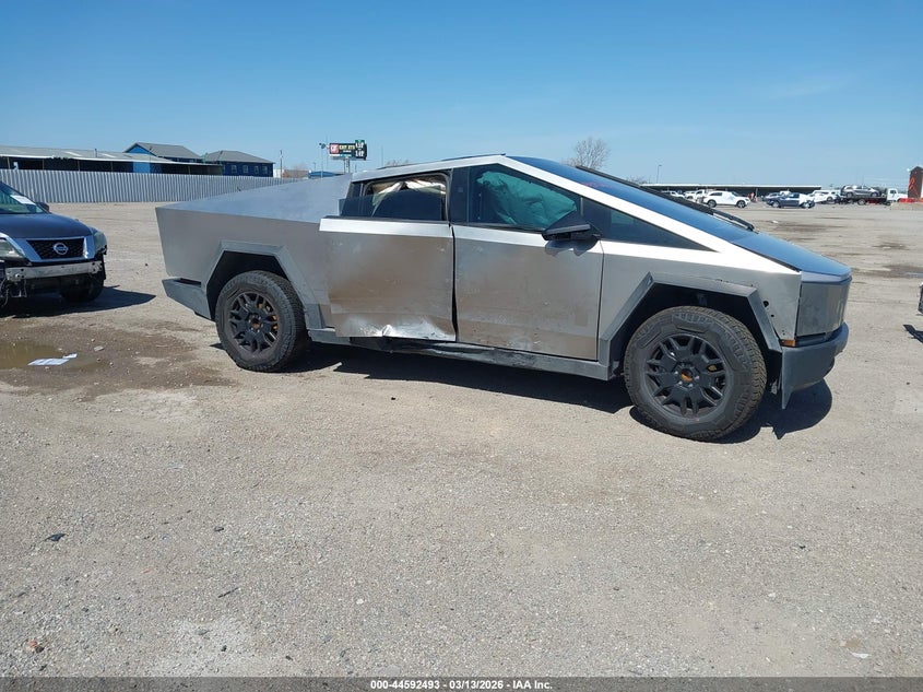 2024 Tesla Cybertruck All-Wheel Drive VIN: 7G2CEHED5RA002165 Lot: 44592493