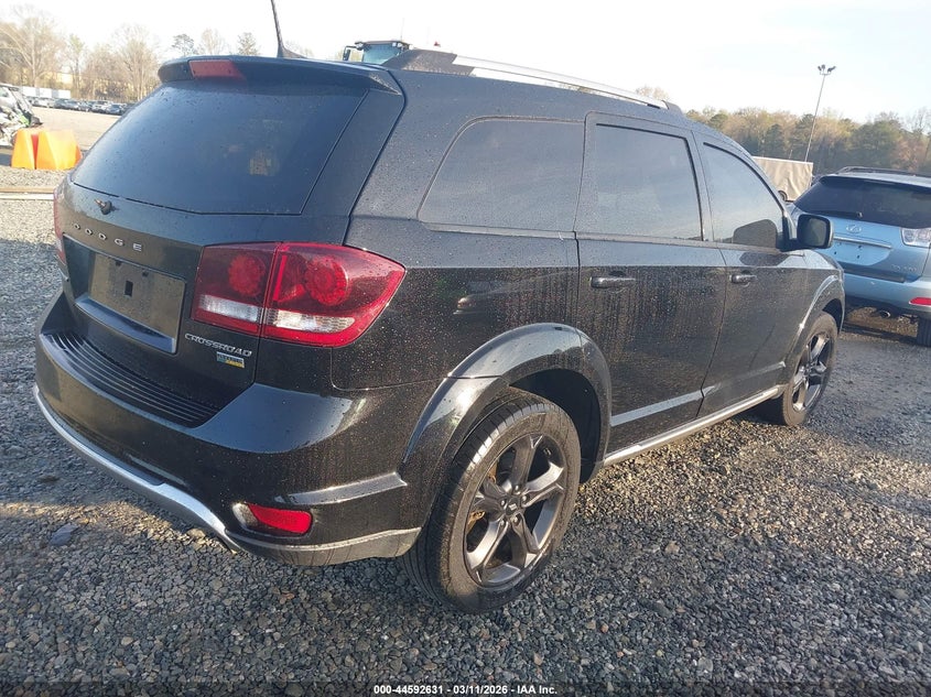 Vin: 3c4pdcgg3kt809957, lot: 45089559, dodge journey crossroad 20194