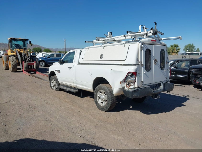 Vin: 3c6lr5at1fg643302, lot: 45089663, ram 2500 tradesman 20153