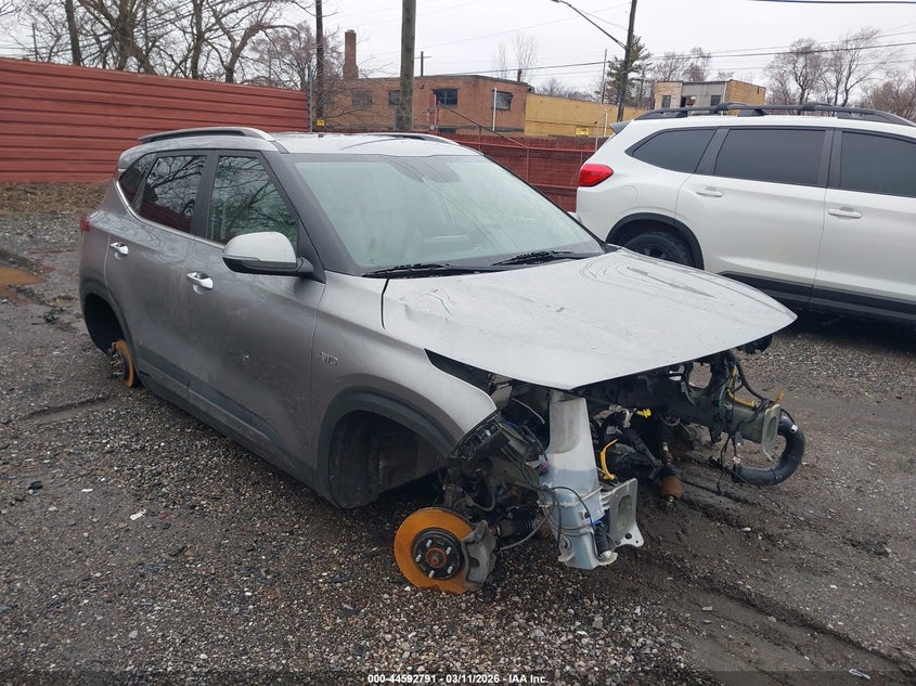 KNDETCA24M7172267 KIA SELTOS Photo 1