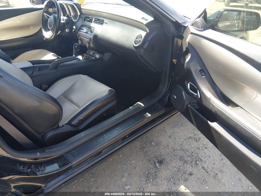 2011 Chevrolet Camaro 2Lt