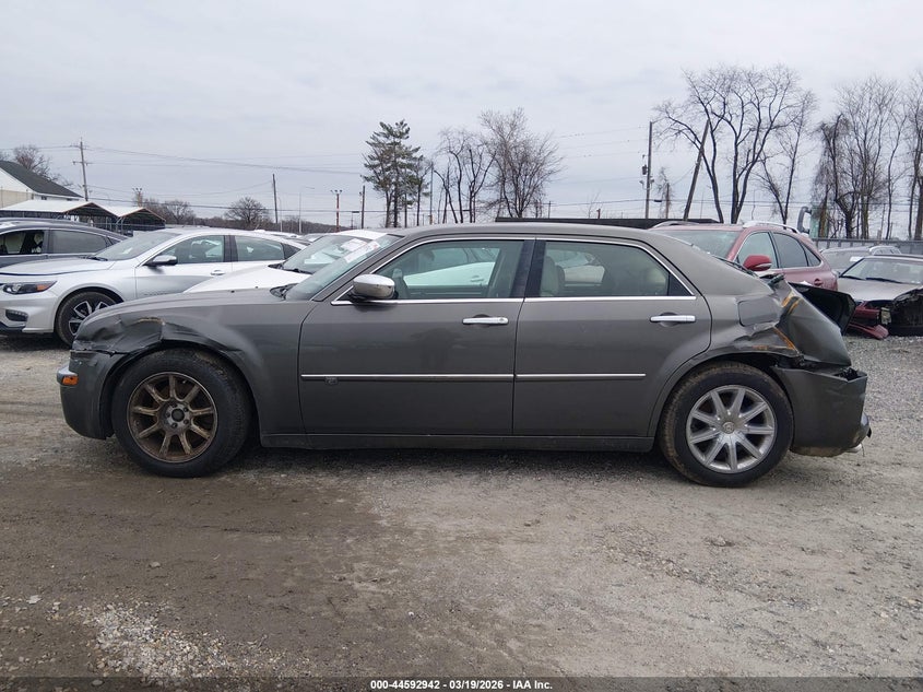 2009 Chrysler 300C Hemi VIN: 2C3LA63T09H564649 Lot: 44592942