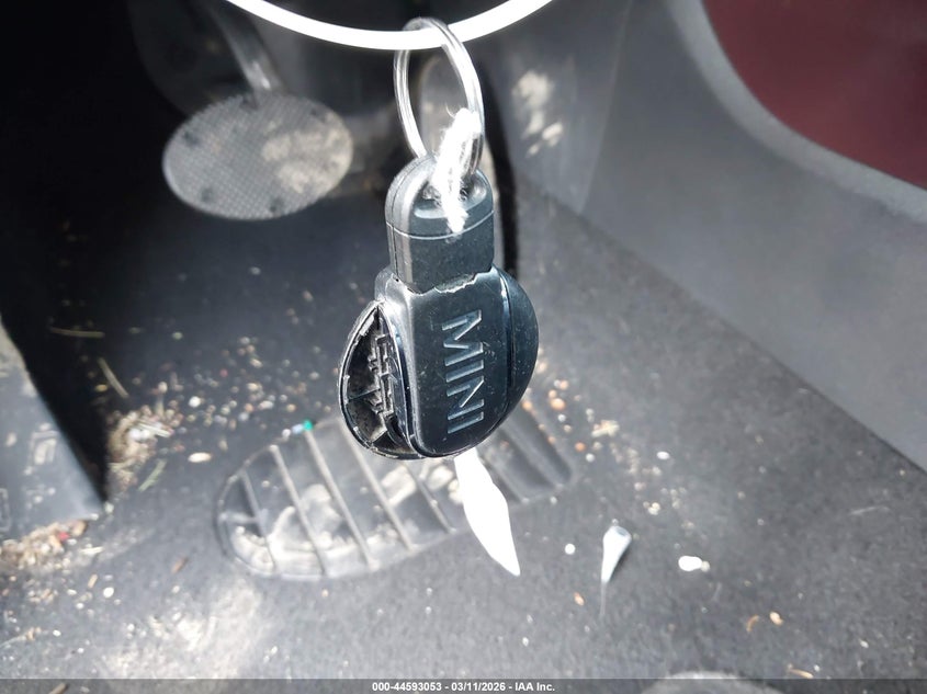 2016 Mini Clubman Cooper VIN: WMWLN5C58G2E31428 Lot: 44593053