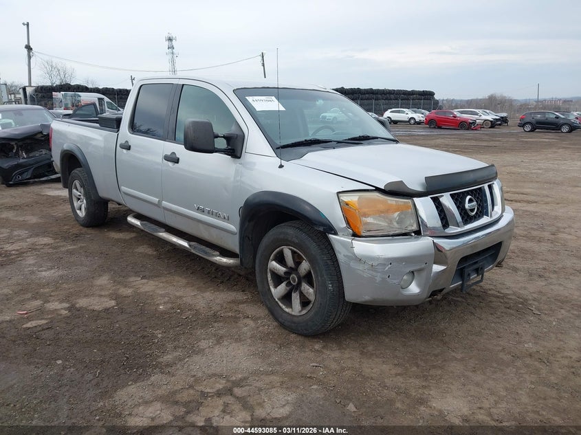 2011 Nissan Titan Sv