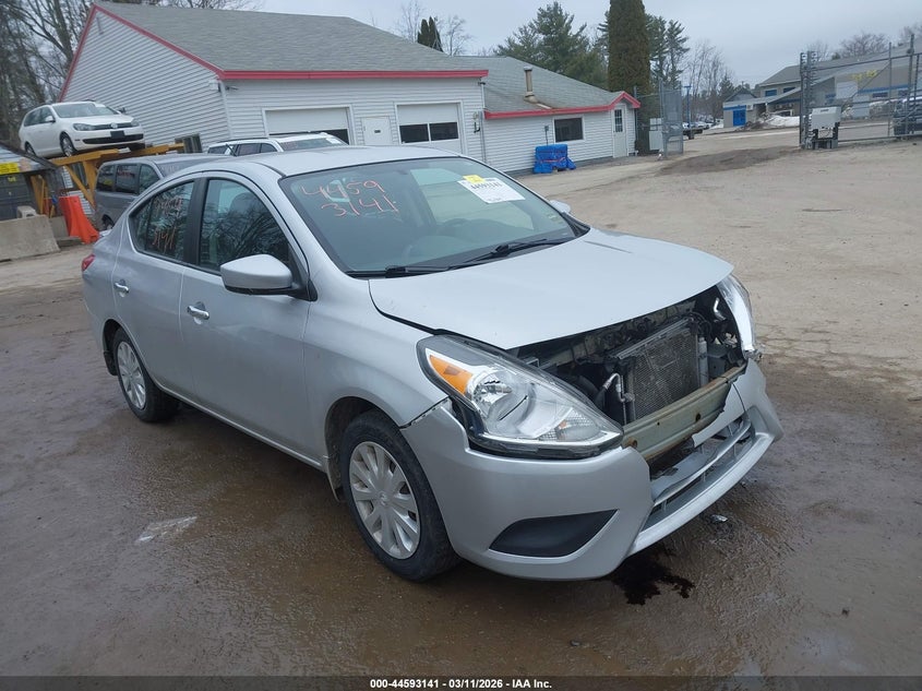 2015 Nissan Versa 1.6 Sv