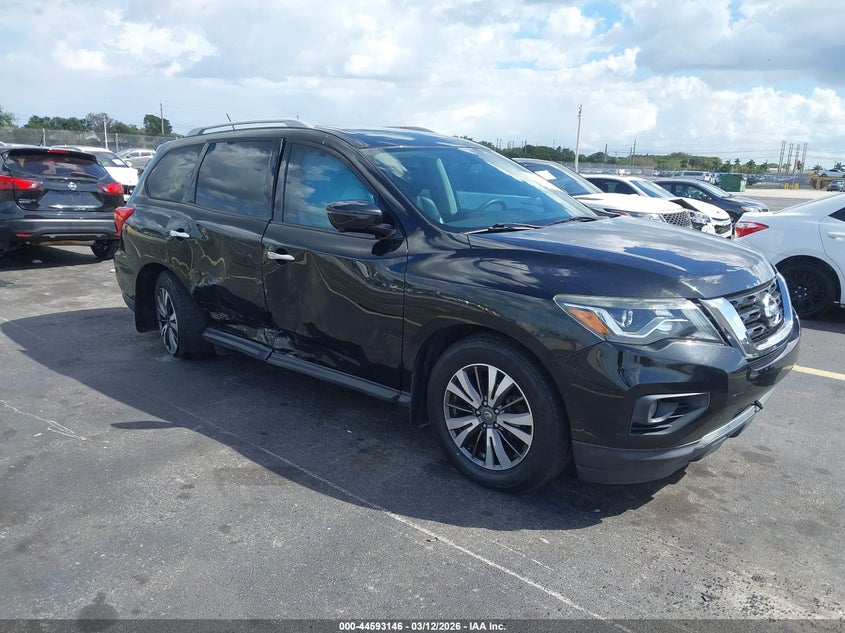 2017 Nissan Pathfinder Sl