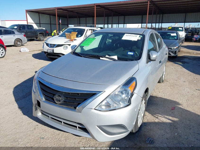 2018 Nissan Versa 1.6 S+