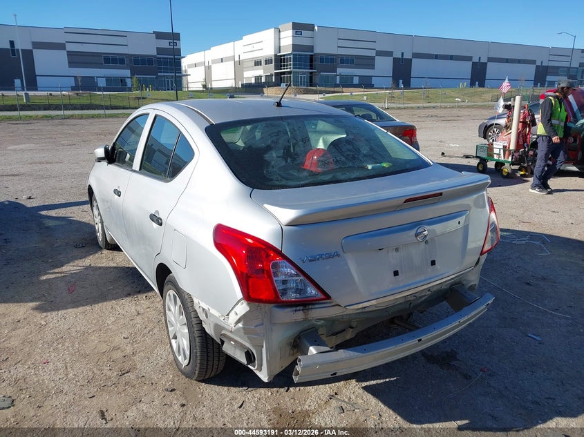 2018 Nissan Versa 1.6 S+
