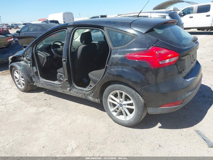 Vin: 1fadp3k26jl282423, lot: 45090321, ford focus se 20183