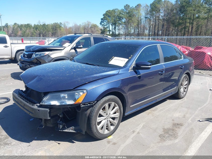 2013 Volkswagen Passat 2.5L Sel Premium