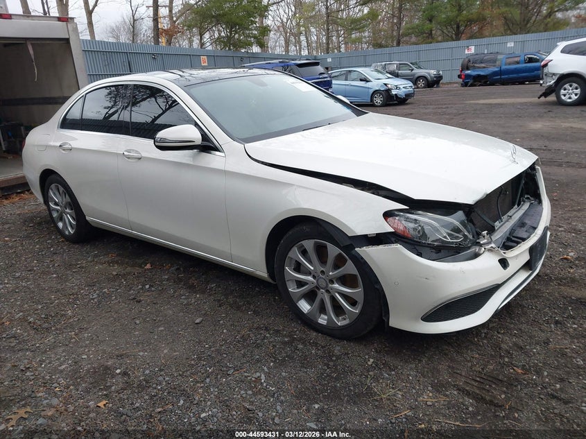 2017 Mercedes-Benz E 300 4Matic