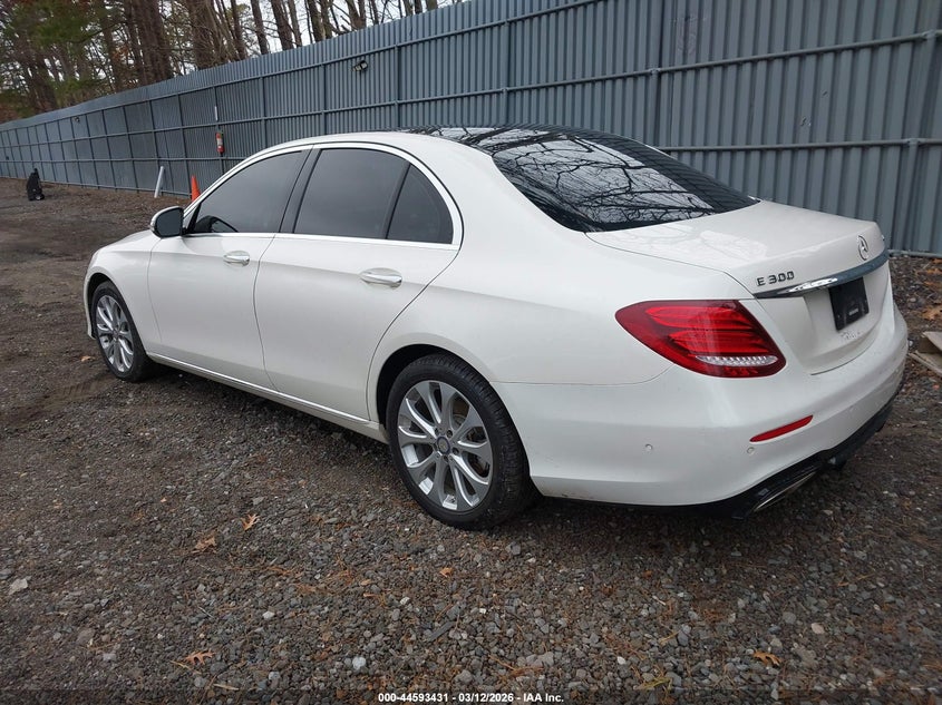 2017 Mercedes-Benz E 300 4Matic