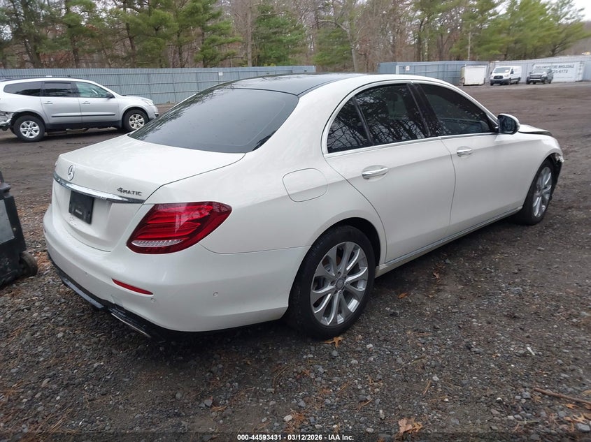2017 Mercedes-Benz E 300 4Matic