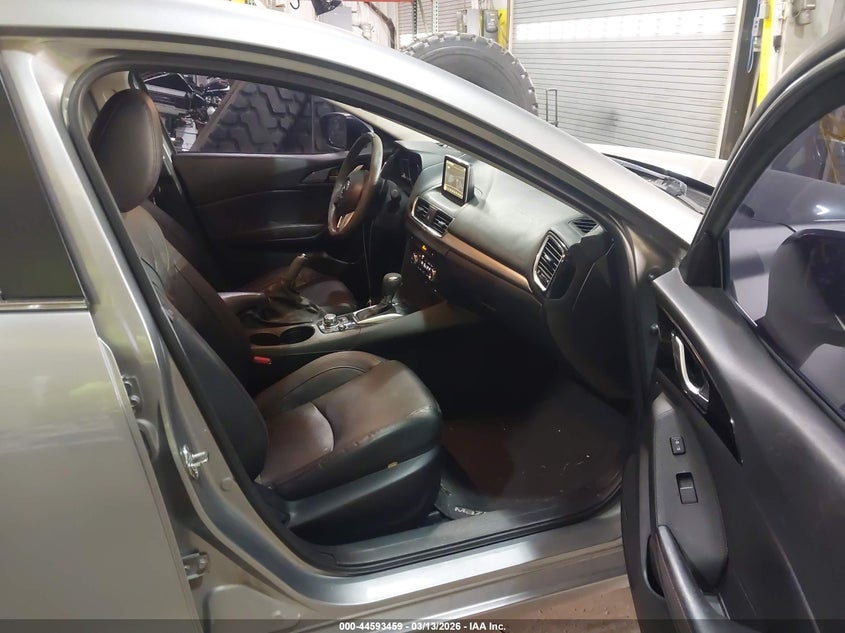 2014 Mazda Mazda3 S Grand Touring