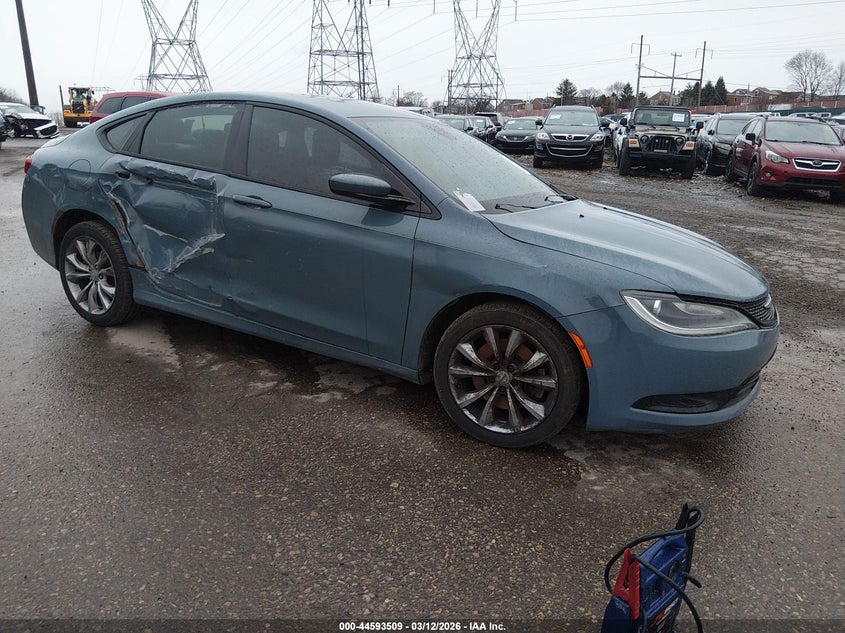 2015 Chrysler 200 S