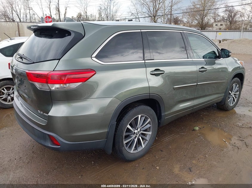2018 Toyota Highlander Xle